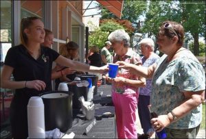 ice cream sundae bar