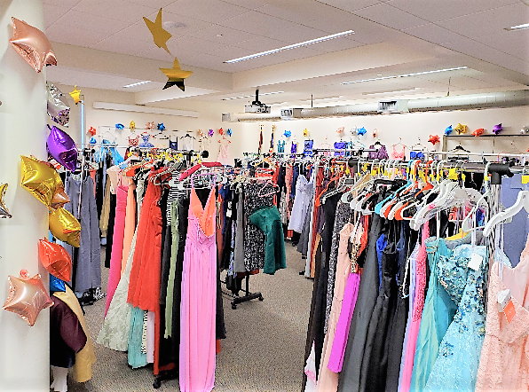 Library Offers Formalwear to Teens and Middle-schoolers